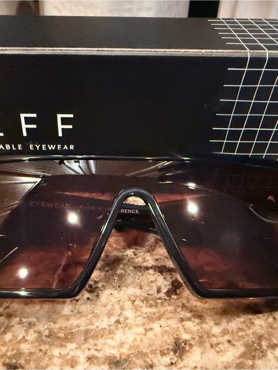 Diff Eyewear Black Frame Brown Gradient Lens Sunglasses